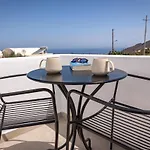 Apartament Theophrasti *