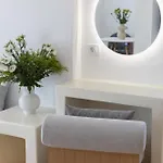 Apartament Theophrasti *