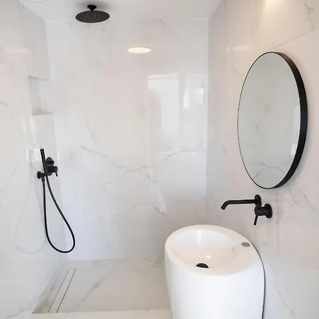 Apartamento Theophrasti *