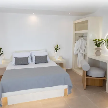 Apartment Theophrasti