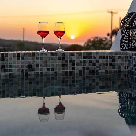 Theophrasti Foinikiá