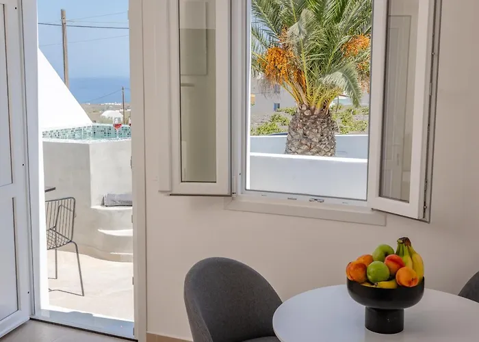 Theophrasti شقة *