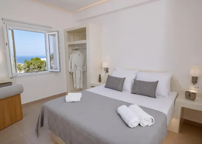 Theophrasti شقة *