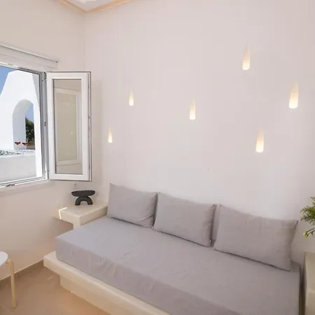 Апартаменты Theophrasti Foinikia (Santorini)